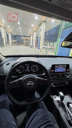 نيسان ألتيما